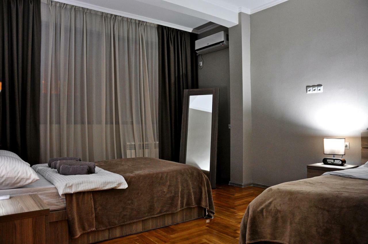 Luxury 4-Bedroom Apartment In The Center Tbilisi Eksteriør billede
